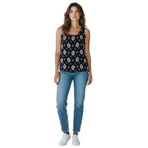 Olive & Oak black & white print sleeveless  razer back blouse size small